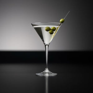 Making The Ultimate Vodka Martini Is As Simple As 1-2-3